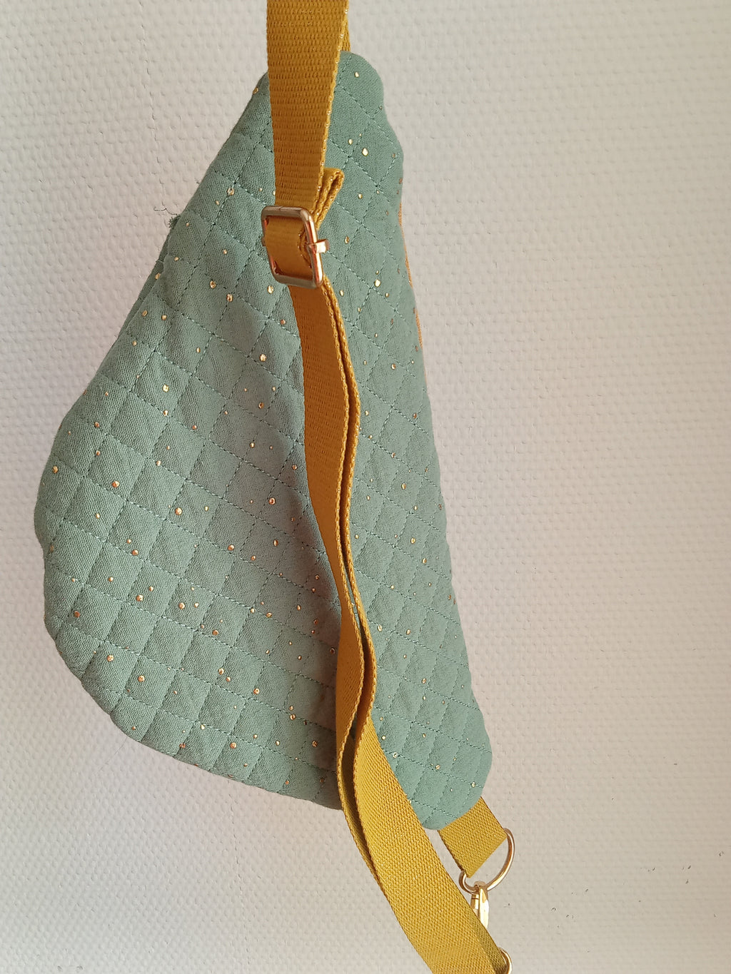 Sac banane adulte matelassé