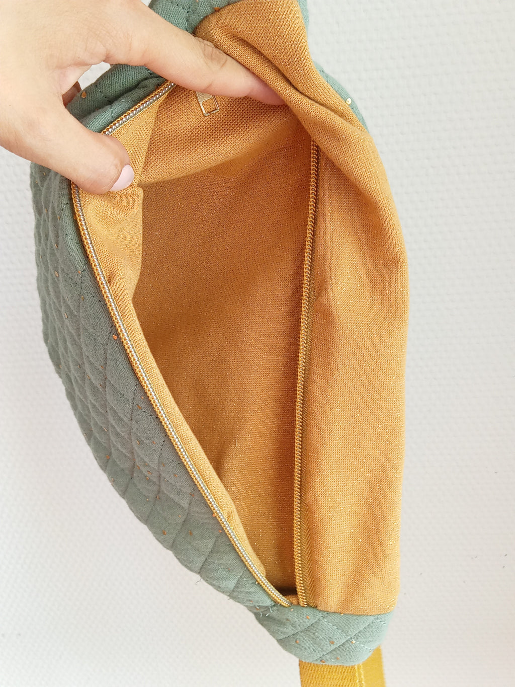 Sac banane adulte matelassé