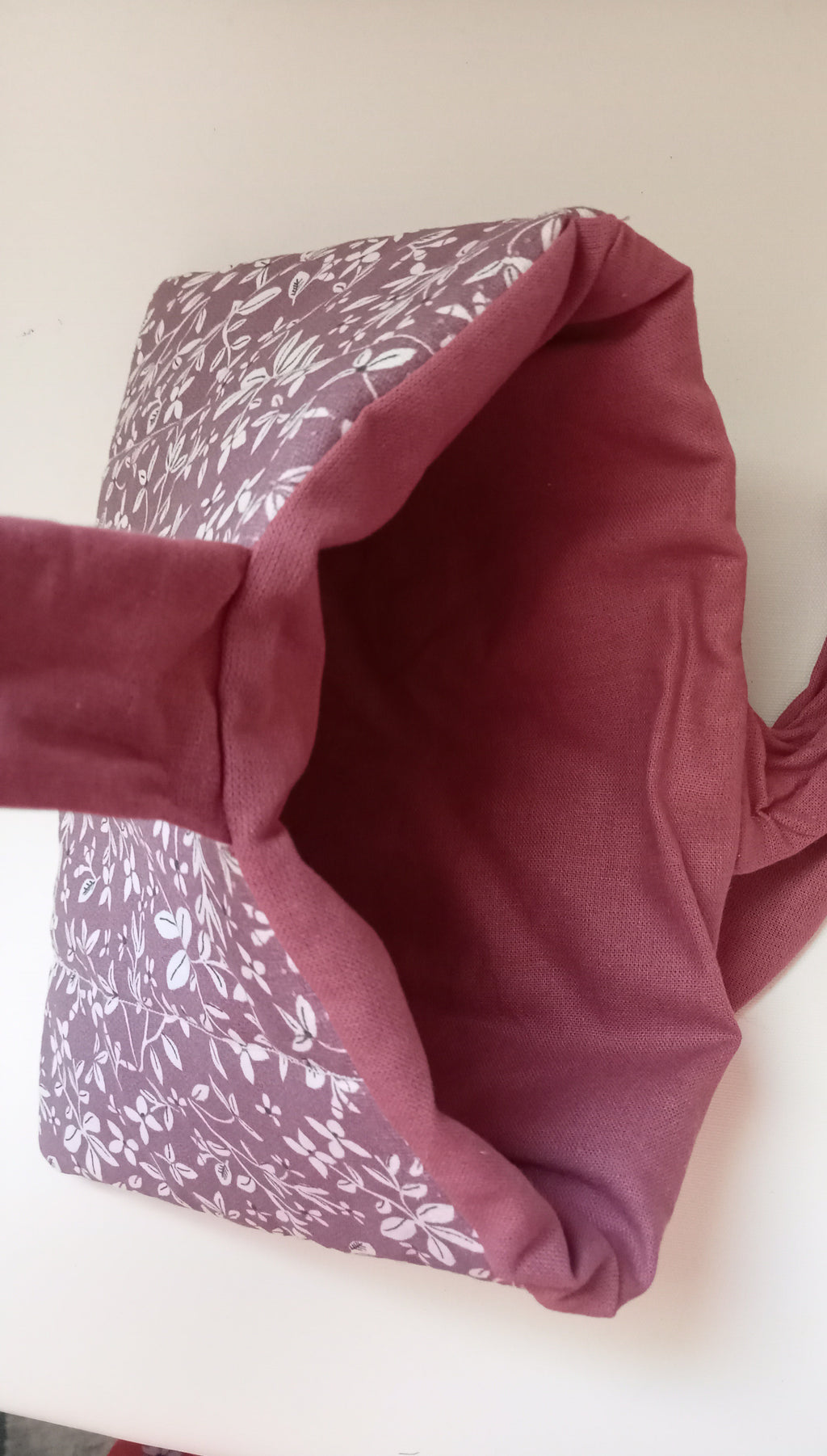Pochette à livre de poche mauve