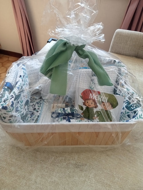 Panier cadeau naissance forêt enchanté